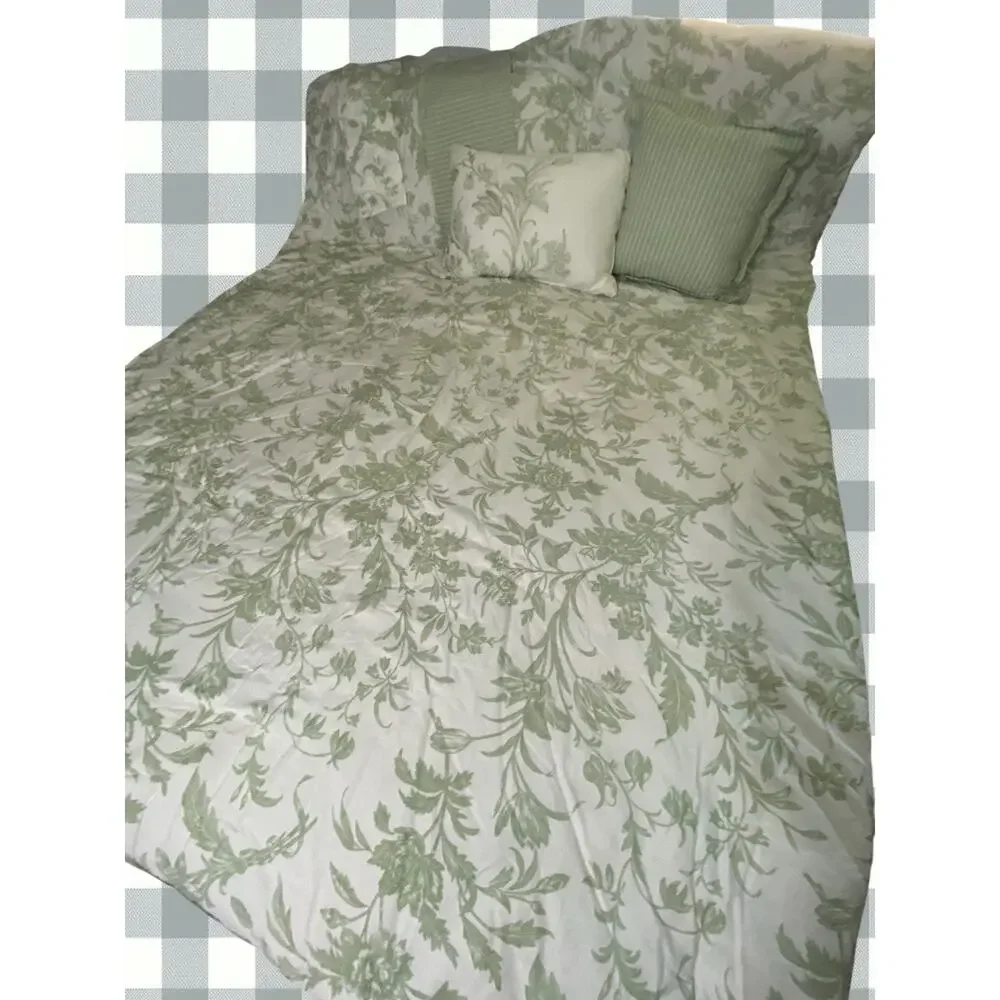 Laura Ashley Home Lindy 5-Piece Green Floral Cotton Twin 2-Sided Comforter Set